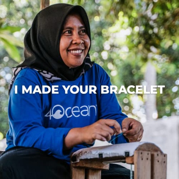 4Ocean Handmade Beaded Bracelet With Silver 4O Charm & Reusable Co...