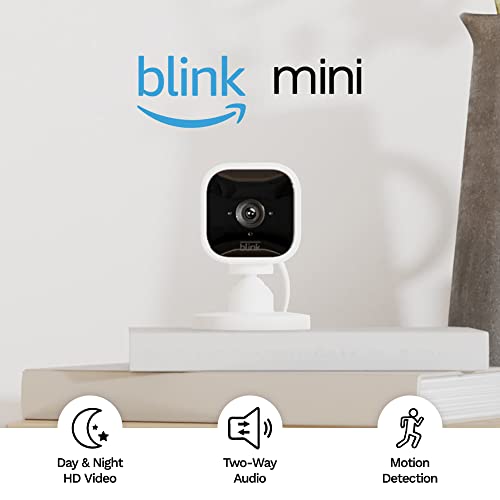 Blink Mini – Compact indoor plug-in smart security camera, 1080p H...