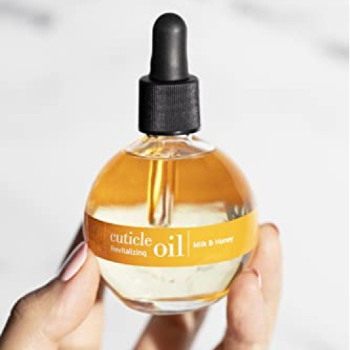 Cuccio Naturale Revitalizing- Hydrating Oil For Repaired Cuticles ...