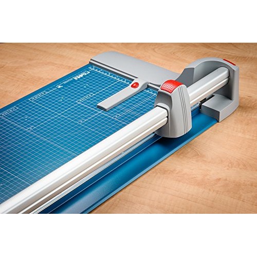 Dahle 444 Premium Rolling Trimmer, 26-3/8 Cut Length, 25 Sheet Ca...