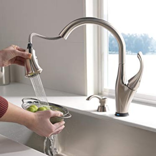 Delta Faucet Addison Single-Handle Touch Kitchen Sink Faucet with ...