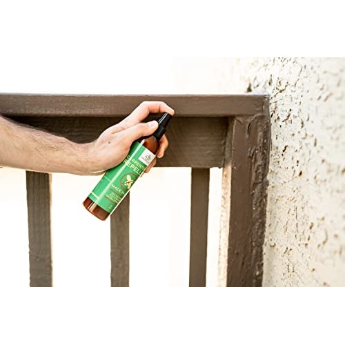 Donaldson Farms Carpenter Bee Repellent Spray, 8oz, All Natural Wo...