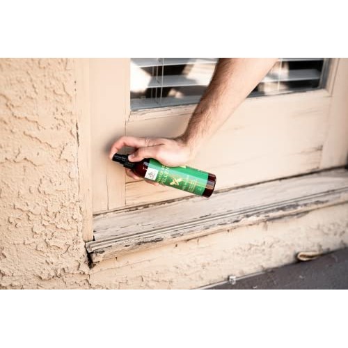Donaldson Farms Carpenter Bee Repellent Spray, 8oz, All Natural Wo...