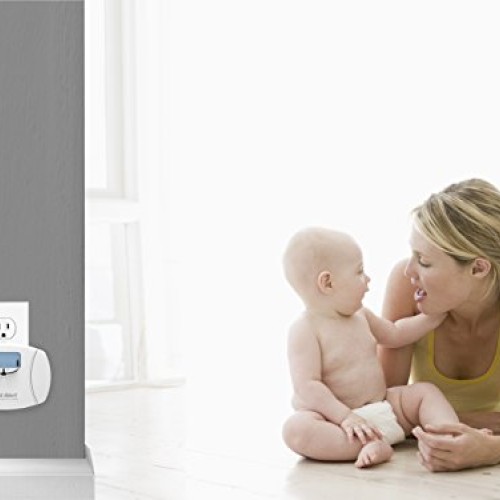 First Alert CO615 Dual-Power Carbon Monoxide Plug-In Alarm with Ba...