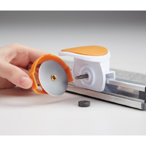 Fiskars 195130-1001 Rotary Cutter and Ruler Combo, 6x24 Inch