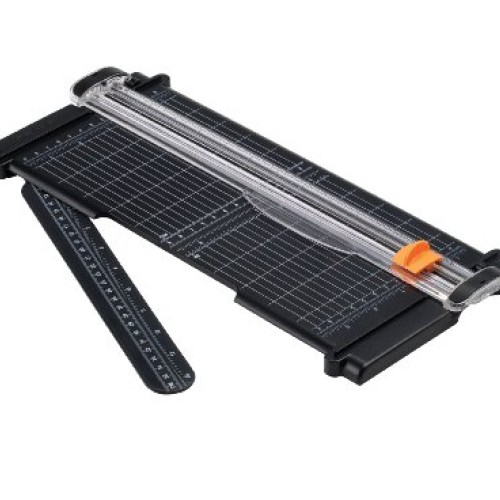 Fiskars SureCut Portable Trimmer with Recycled Cutline, 12 Inch Cu...