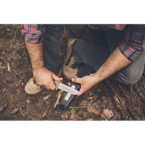 Gerber Ultimate Knife, Fixed Blade Survival Knife with Firestarter...
