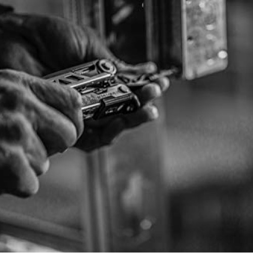 Gerber Center-Drive Black Multi-Tool with M4 Bit Set and a Coyote ...