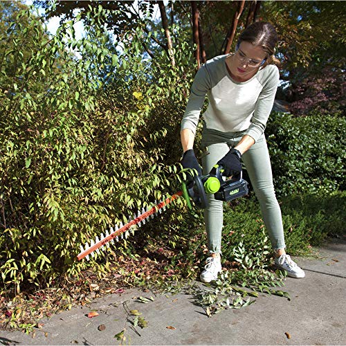 Greenworks 24-Inch 40V Cordless Hedge Trimmer, 3.0Ah Battery and C...