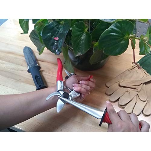 Ironwood Tool Company Slip Resistant, TPR Comfort Grip, 10” Diamon...