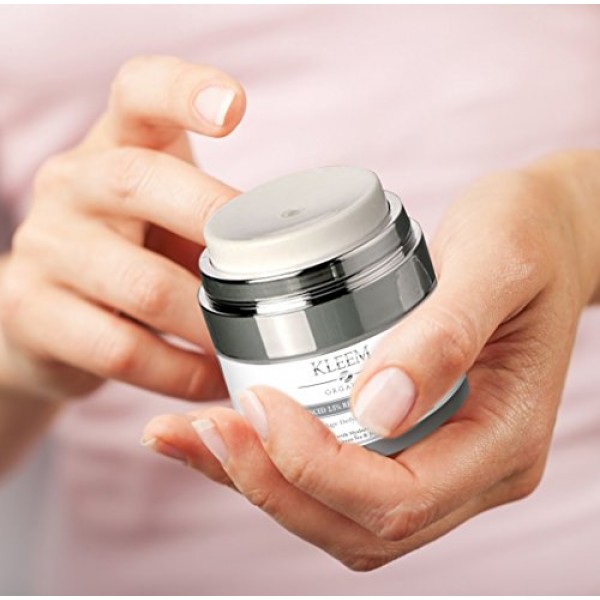 Anti Aging Retinol Moisturizer Cream: for Face and Eye Area with 2...