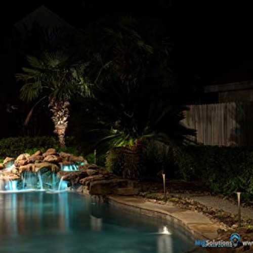 MIK Solutions Underwater Light 170 Solid Brass 7WMR16 LED Bulb Pon...
