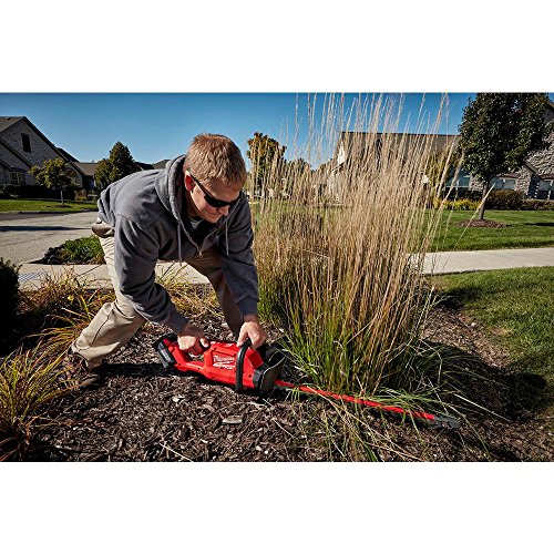Milwaukee M18 Fuel 18-Volt Lithium-Ion Brushless Cordless Hedge Tr...