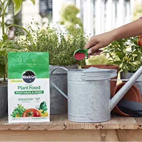 Miracle-Gro Water Soluble Plant Food Vegetables and Herbs, 2 lb.
