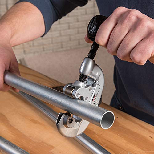 RIDGID 32920 Model 15 Screw Feed Tubing Cutter, 3/16-inch to 1-1/8...