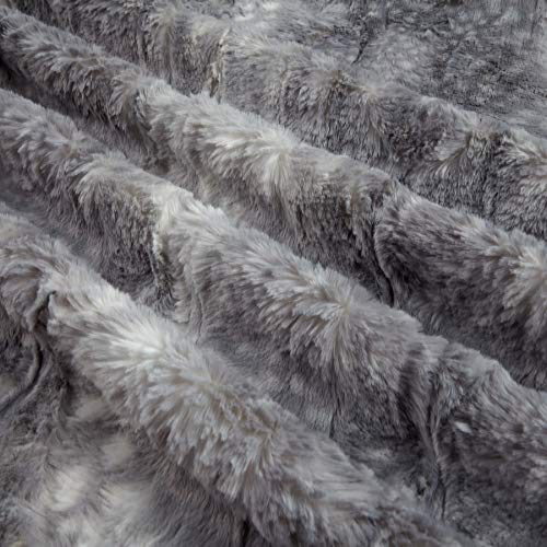 Shannon Fabrics Shannon Minky Luxe Cuddle Fawn Silver Fabric by th...