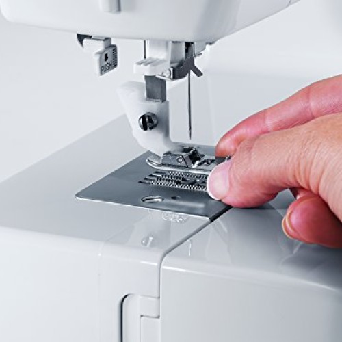 SINGER | Simple 3232 Portable Sewing Machine with 32 Built-In Stit...