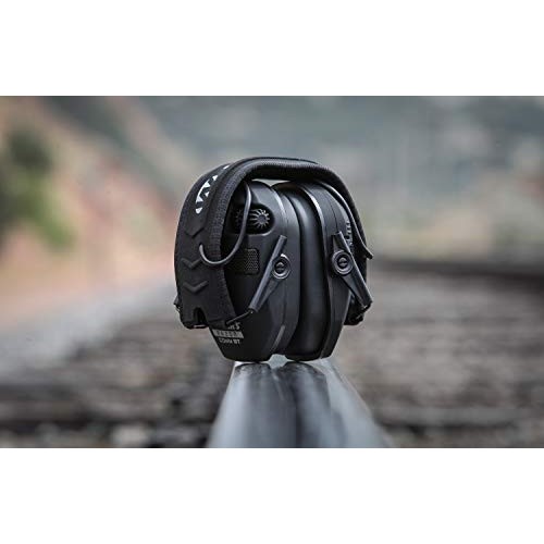 Walkers Razor Quad Electronic Bluetooth Muff-Black