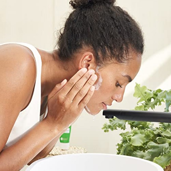 Weleda Skin Food Face Care Nourishing Oil-to-Milk Cleanser, 2.5 Fl...