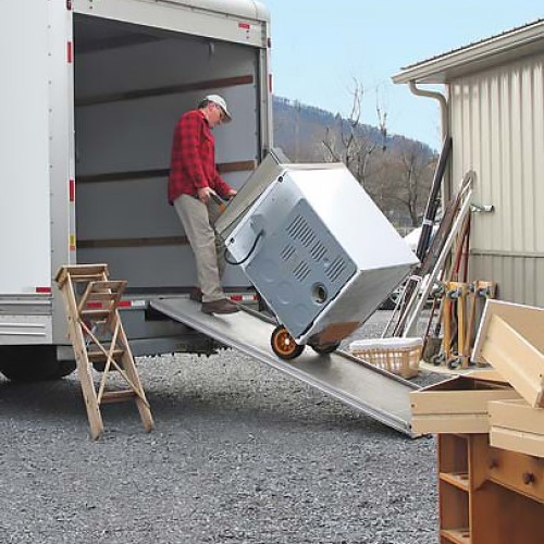 WORX Aerocart 8-in-1 Wheelbarrow / Yard Cart / Dolly